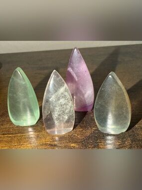 Bundle of 4 teardrop crystals
